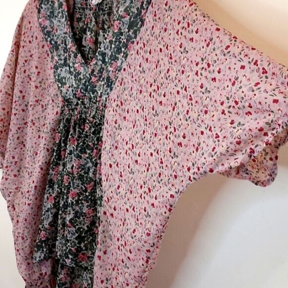 Black Poppy Boho Blouse - Picture 4 of 7